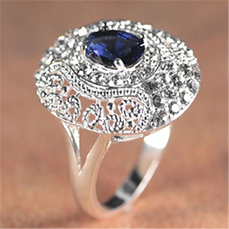 

New Silver Color Ring Classic Exquisite Temperament Female Models Inlaid Zircon Hand Jewelry Birthday Gift