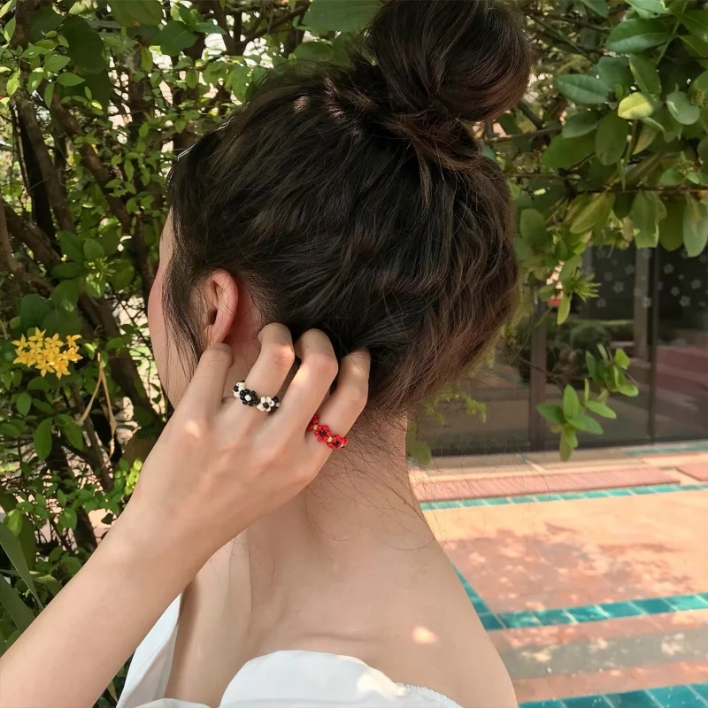 Женские кольца с цветком ромашки корейские прозрачные ярких цветов бусинами