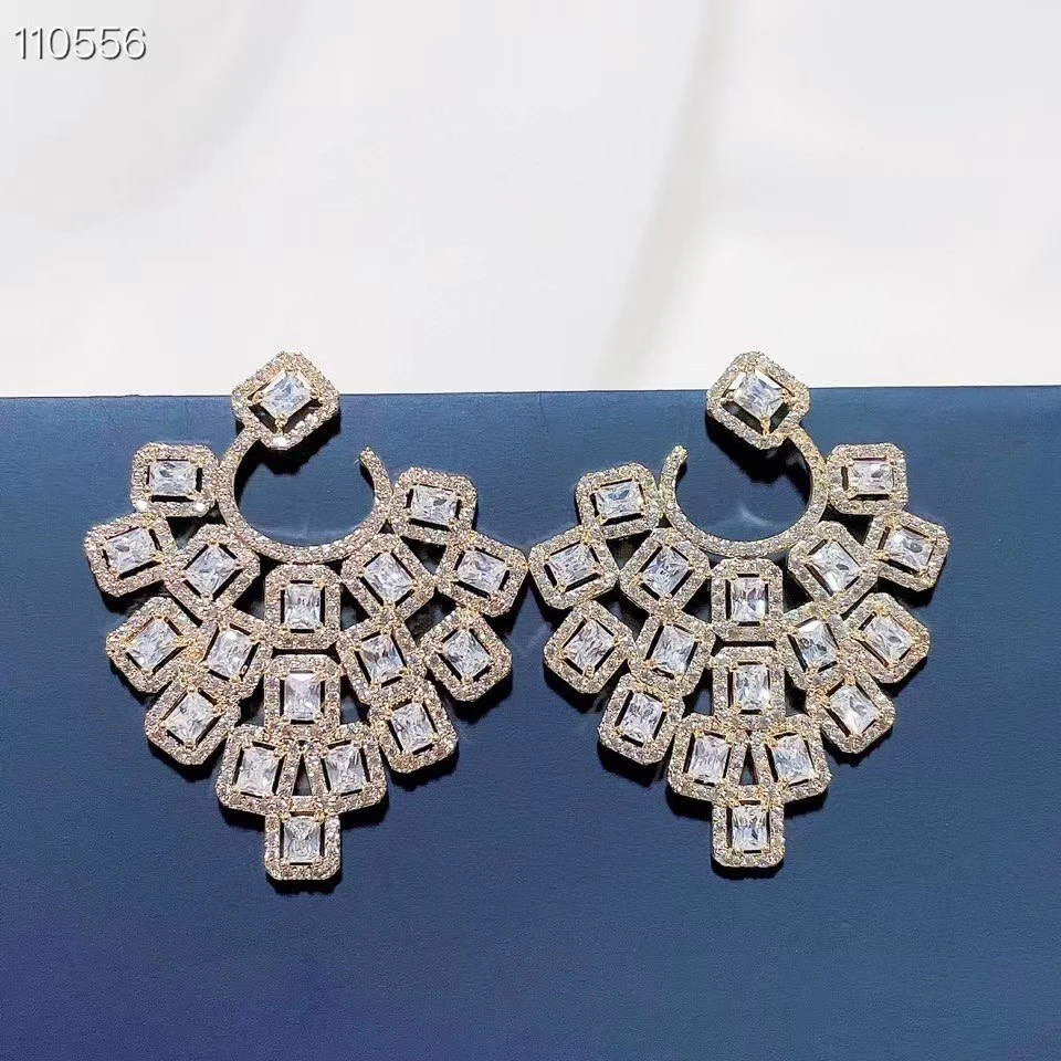 

Роскошные вентилятор кубического циркония серьги изысканный для женщин с длинными рукавами, на свадьбу, микро CZ серьги Dubai в богемном стиле,...
