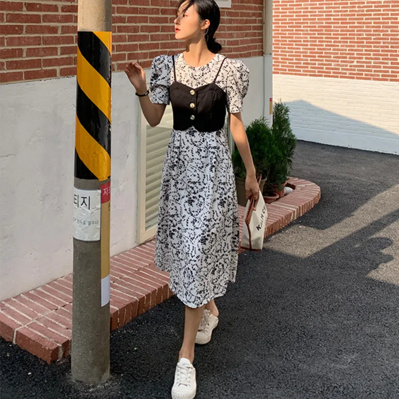 

TVVOVVIN 2021 Korean Summer New Simple Fashion Short Sleeve Print Dress + Short Solid Color Sling Top Women Two Piece Set NGW9