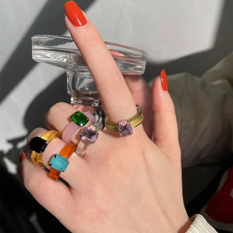 

Fashion Spring Jewelry for Women Aesthetic Rainbow Resin Acrylic Ring Female Candy Color Rhinestones Matching Rings for Women