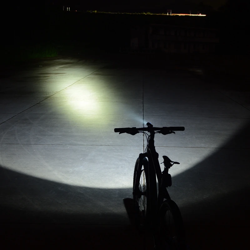 

ROCKBROS 700 Lumens Bike Light USB Rechargeable 2600mAh Waterproof Bicycle Light Magnetic Headlight Outdoor Camping Flashlight