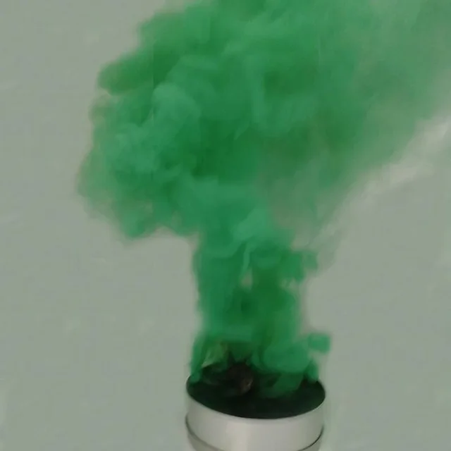 1Pcs Green Горячая Распродажа Красочные Волшебные пиротехнические дымовые пироги туман забавная игрушка волшебник новые профессиональные карманные дымовые трюки реквизит пожарные наконечники детали - Цвет: 1Pcs Green