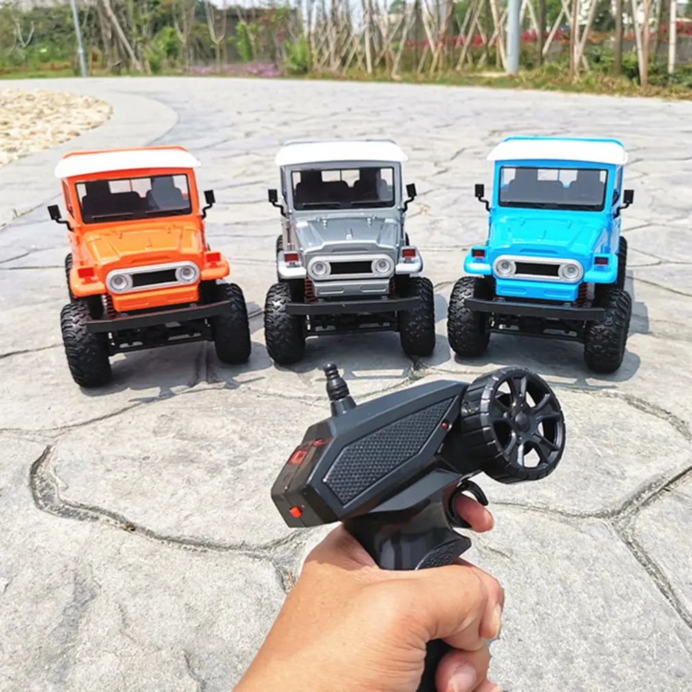 

MN45 2.4G RC Car Crawler Off-road Car Buggy Moving Machine WPL MN RC Car 4WD Crawler Climbing Off-Road Truck FJ45 for Kids Gifts