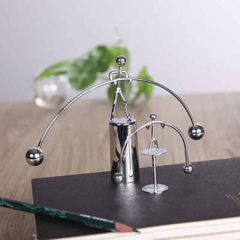 

New Creative Balance Ball Swing Weightlifting Small Iron Man Fail Villain Decoration Tumbler Home Interesting Iron Figurine
