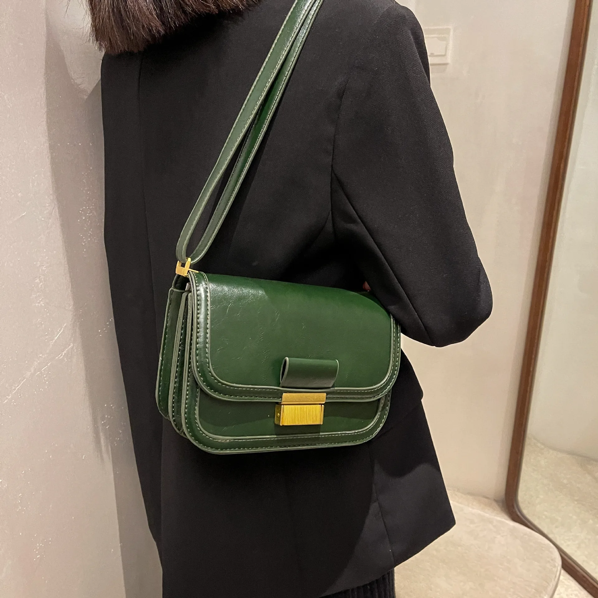 

Vintage Leather Shoulder Bag For Women Green Brown Black Small Square Handbags Luxury Designer Ladies Retro Crossbody Bags