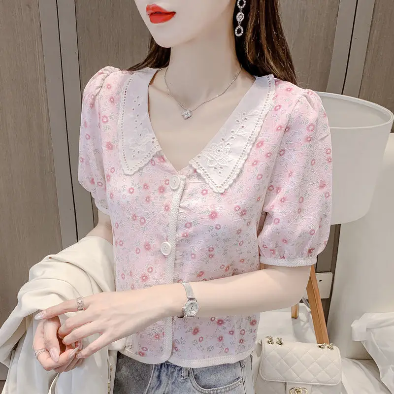 

Lace doll collar short-sleeved shirt women 2021 summer new Korean style sweet and western style floral short top