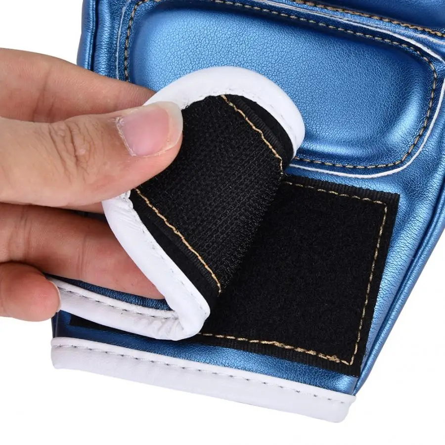 Утолщенные боксерские перчатки дышащие тренировочные на полпальца для пробивки