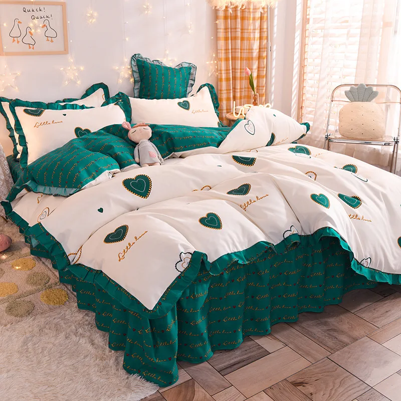 

1pcs Princess Wind Bed Skirt Plaid Washed Cotton Four-piece Double Cover Bedding Set Comforter Bedding Set Queen Size Bed Sheet