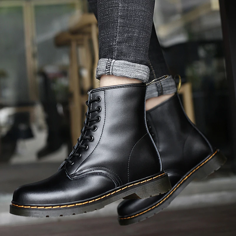

2020 Men Martins Boots Leather shoes High Top Fashion Winter Warm Snow shoes Dr. Motorcycle Ankle Boots Couple Unisex Doc boots