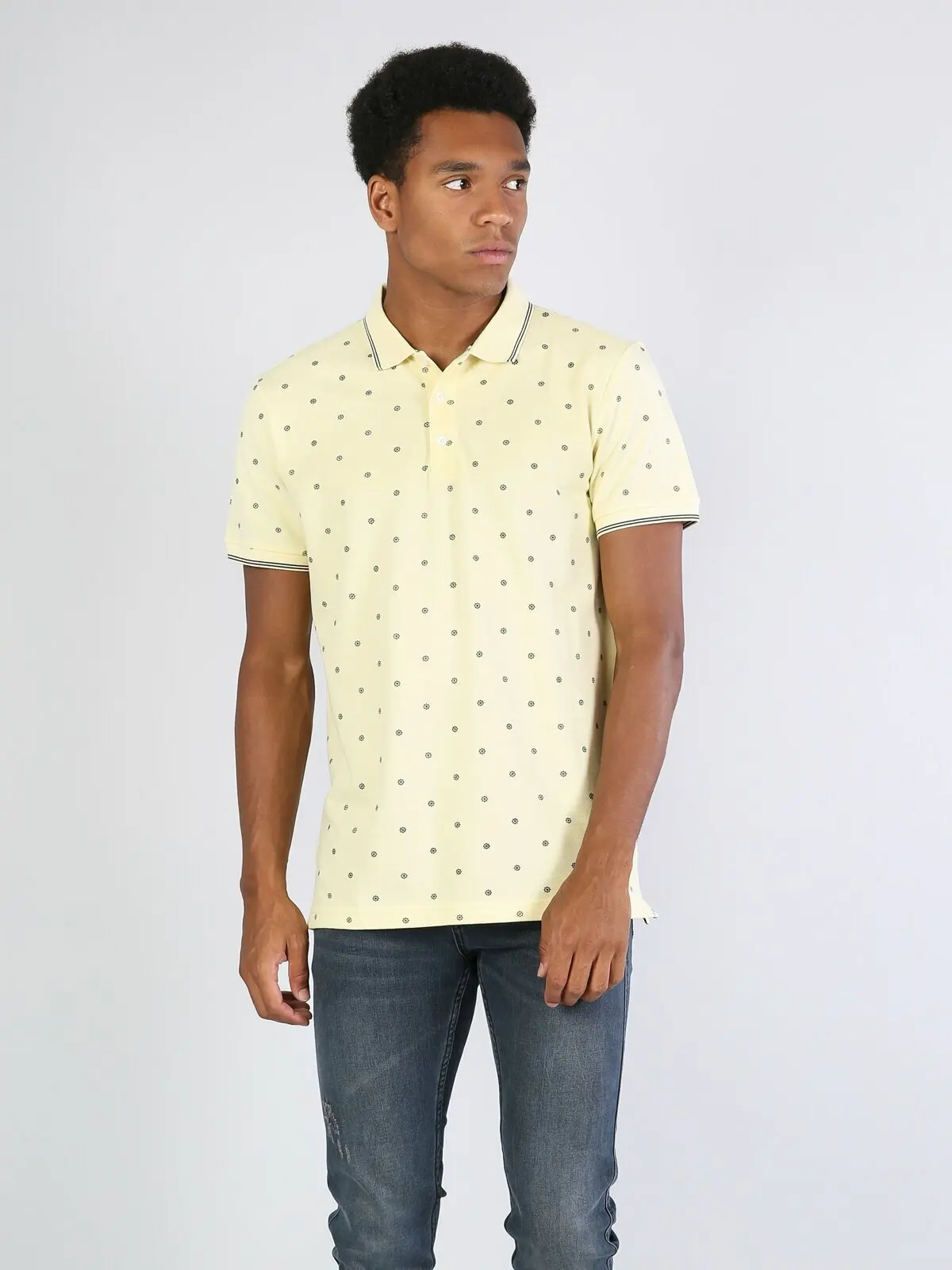 

Colins Men Regular Fit Yellow Short Sleeve Polo Tshirt polo t shirts for men Polo men Polo shirts,CL1034228