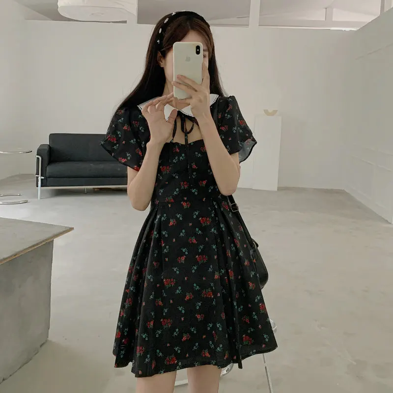 

Summer Women Black Floral Empire Dresses White Pater Pan Collar Cutout Lace Up Design Flare Short Sleeve One Piece Robe 2021 New
