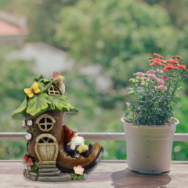 

2021 New Dwarf House Statue Solar Powered Garden Ornament Lighting Sculpture Cute Cartoon