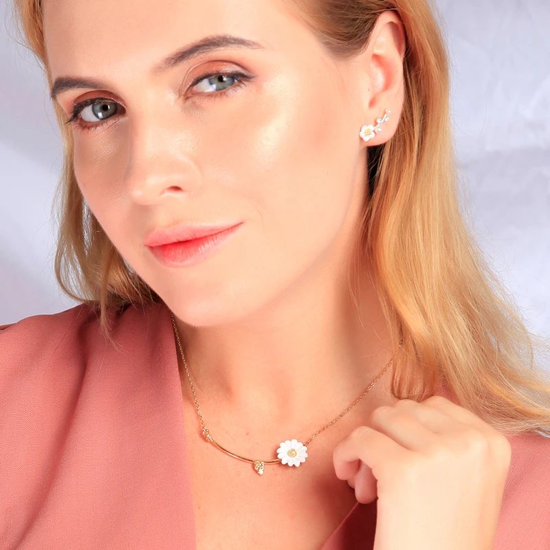 Эмаль маргаритки цветы Ювелирные наборы Асимметричные Висячие серьги золотой