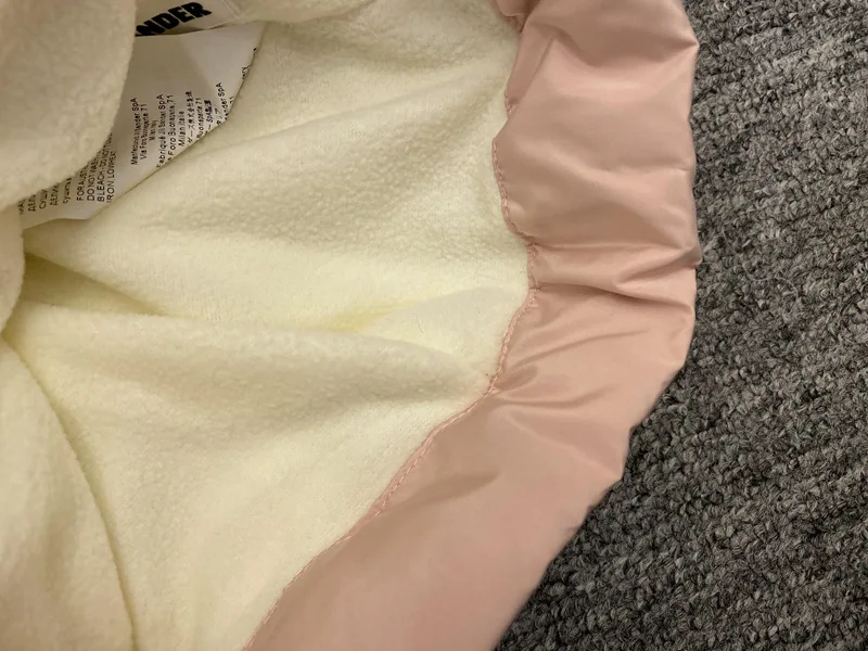 Женская и мужская однотонная пуховая шапка бархатная ветрозащитная теплая