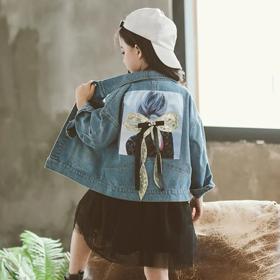 Куртка для девочек джинсовая куртка в стиле пэчворк с бантом Детские костюмы