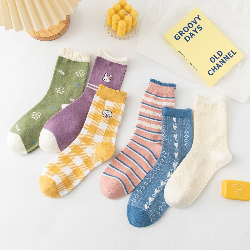 

2021 NEW Japanese Korea Cartoon Lace Socks Women Cotton Autumn and Winter Kawaii Harajuku Woman Socks EUR35-40