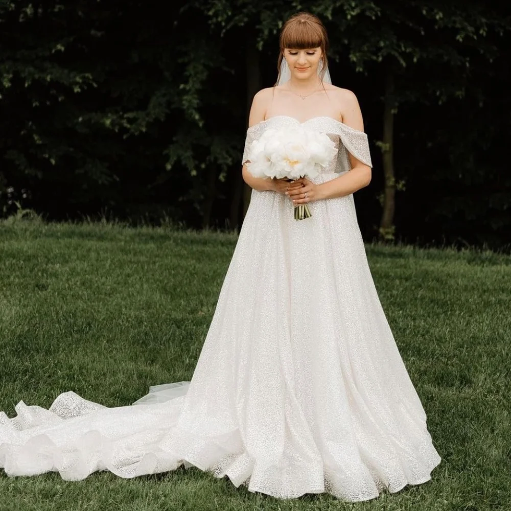 

Свадебное платье А-силуэта с открытыми плечами и открытой спиной, до пола, со шлейфом, 2021