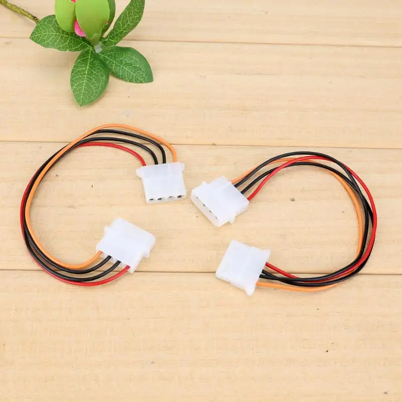 Кабель-разветвитель с 4-контактным разъемом Molex Male на 4-контактный разъем IDE Female |