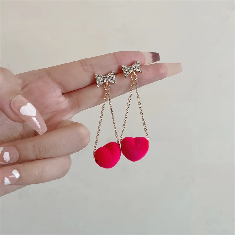 

Chain Heart Earrings for Women 2021 Pearl Star Moon Earrings Female Fashion Accesories Red Ear Rings for Girls Oorbellen Punk