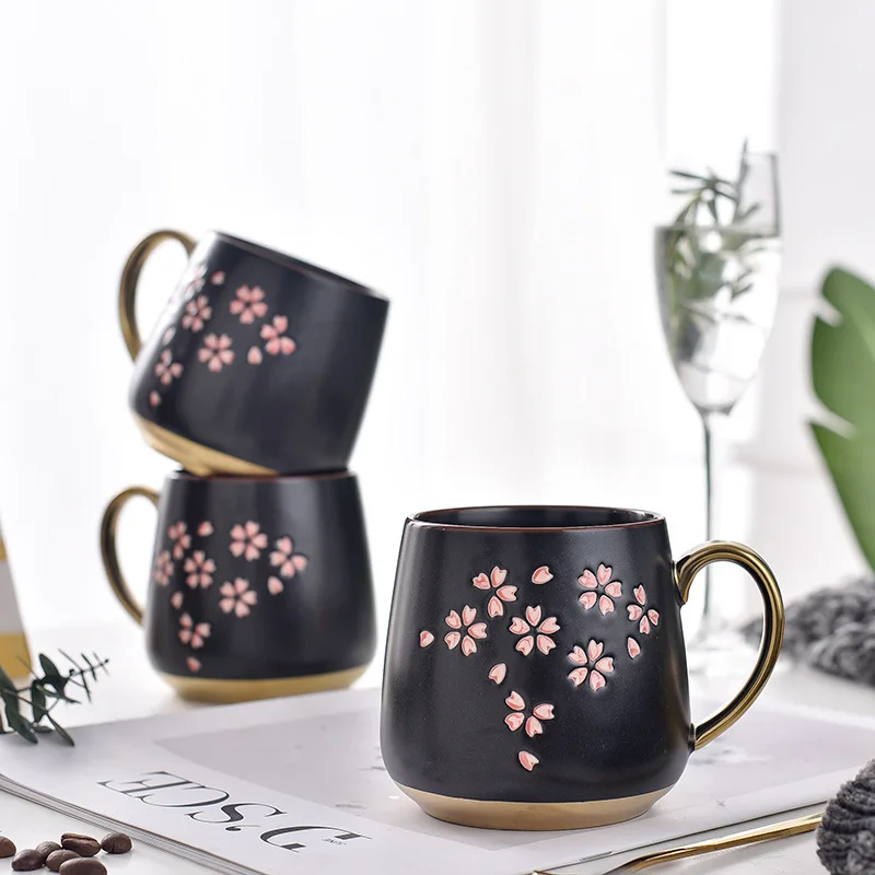 Новая Черная Золотая японская керамическая кружка с тиснением в виде цветков