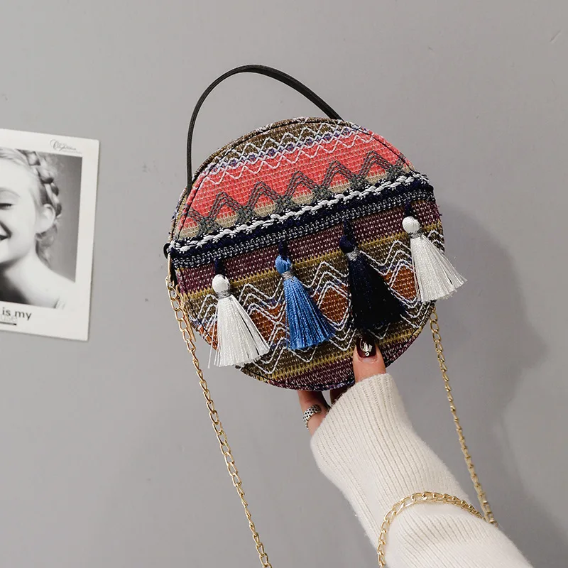 2020 винтажная Диагональная Сумка с кисточкой и цепочкой маленькая круглая сумка в