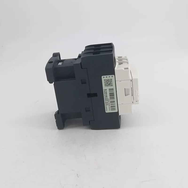 Контактор Schneider LC1D25M7C/LC1-D25M7C 9A AC220V одно открытое и одно закрытое касание