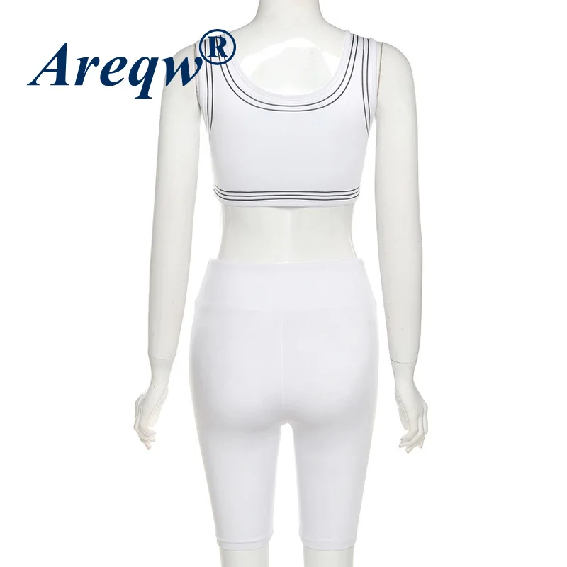 

2021 Summer Women's New Fashion Print Sleeveless Tight-fitting Hip Shorts Sports Casual Suit Women