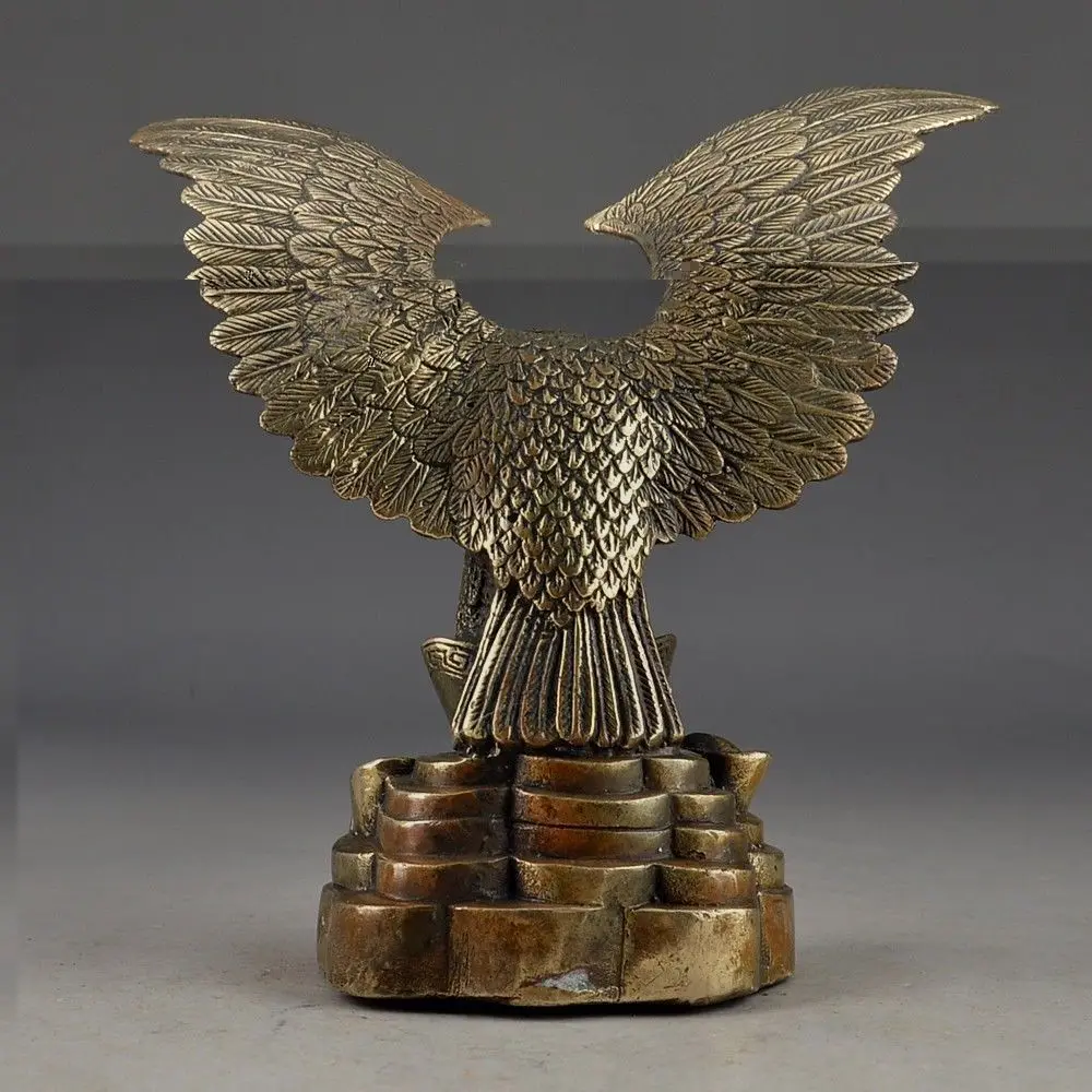 

old Chinese Vintage Brass Handwork Hammered Wealth Succeed Eagle StatueS Statue wholesale factory BRASS Arts outlets