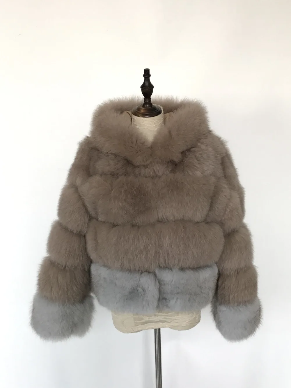 New Women Real Fox Fur Hooded Winter Coats And Jackets Women's Natural Stripe Genuine Fur Outerwear