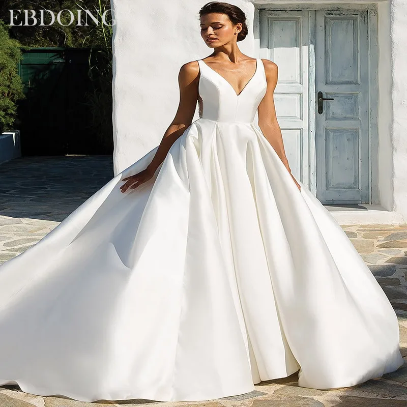 

Elegant Wedding Dress A-line Sleeveless V-neck Neckline Newest Chapel Train Bride Dress Vestidos de Novia Plus Size Wedding Gown