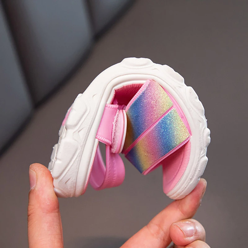 

2021 New Rainbow Color Sandals For Girls 8 Years Old Size 26 to 35 Summer Shoes For Kids Soft Children Beach Shoes A039