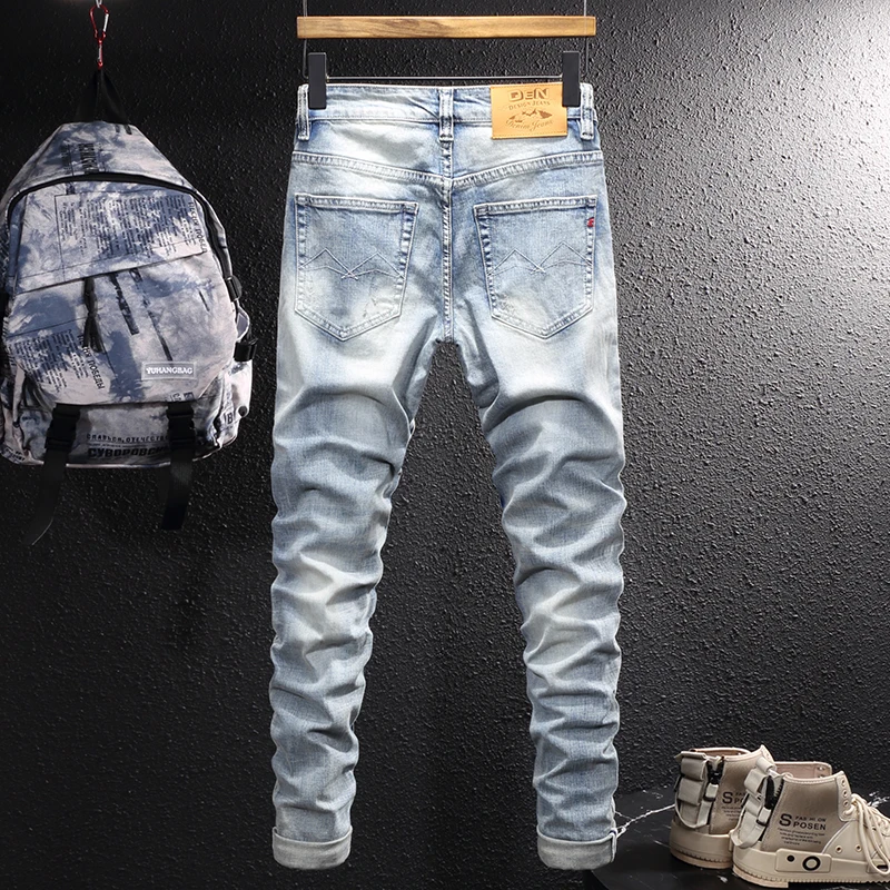 Newly Vintage Fashion Men Jeans Retro Light Blue Slim Fit Elastic Ripped Jeans Men Embroidery Designer Casual Hole Denim Pants