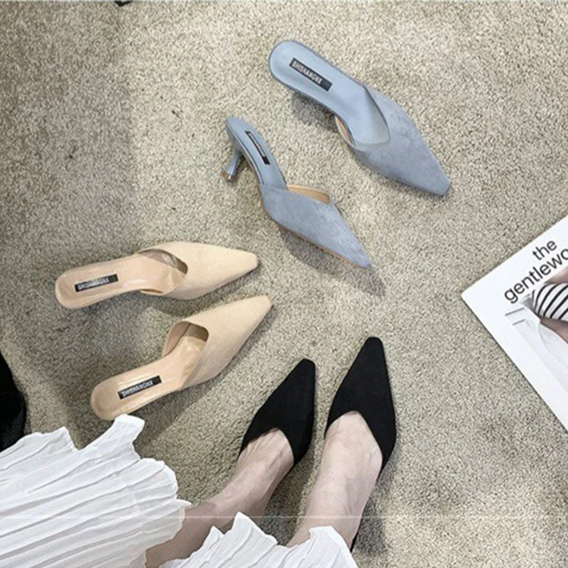 Верхняя одежда С острым носком Туфли без задника Дамские тапочки Спайк шпильками