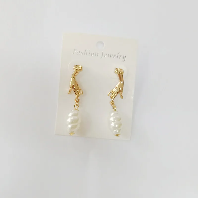 

Irregular Shaped Pearl Geometric Stereo Finger Earrings Jewlery Women Dangle Earrings Oorbellen Aretes De Mujer