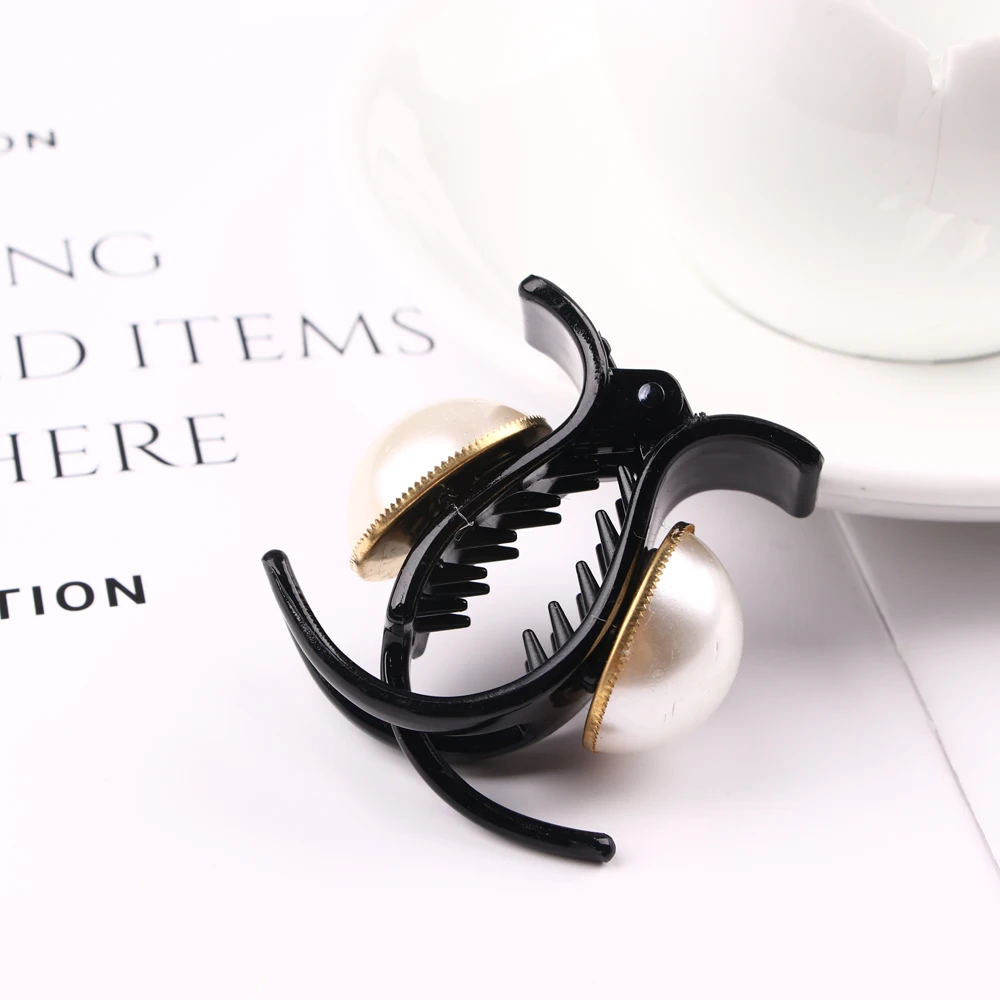 Заколка для волос миниатюрная черная с жемчугом | Красота и здоровье