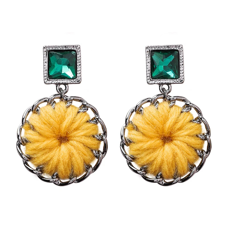 Осенне зимние шерстяные серьги ручной вязки модные эффектные двусторонние в