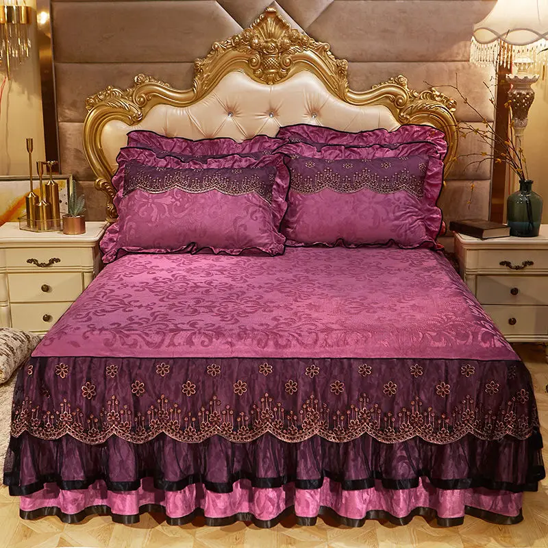 European Luxury Bed Spreads 3 Pcs King Size Bed Cover Bed Sheet Sets Bedspreads King/Queen Size Bed Cover Velvet Bed Skirt