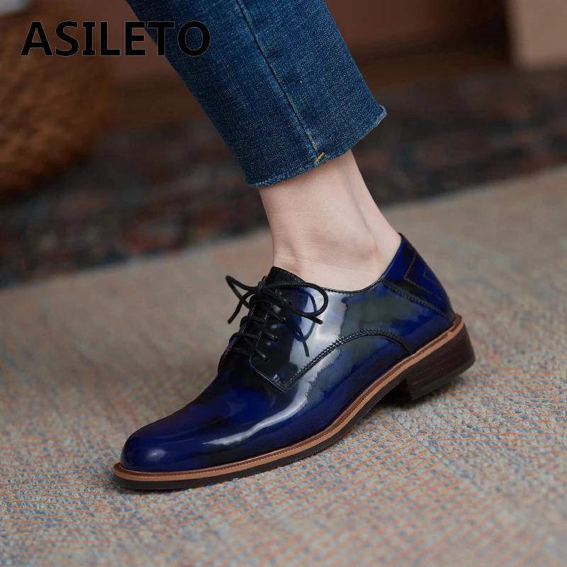

ASILETO New 2021 Women Flat Shoes Round Toe Patent Leather Lace-Up Classic British Concise Soft Comfy Size 39 Casual B2419