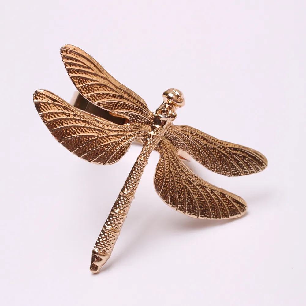 

Golden dragonfly napkin ring table top decoration suitable for family gatherings, hotel weddings, western food decoration