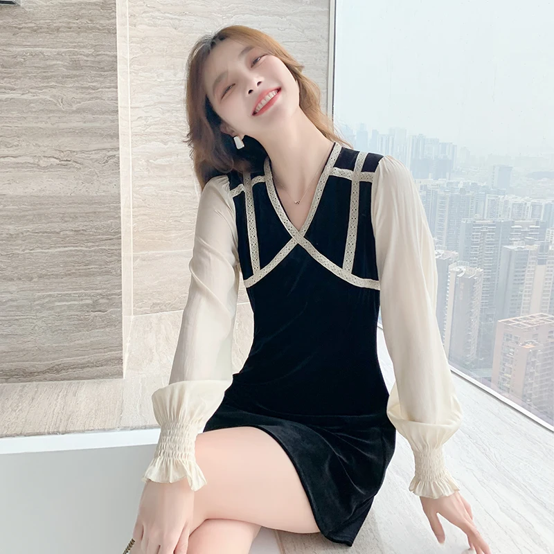 

Женское шифоновое платье с высокой талией и V-образным вырезом