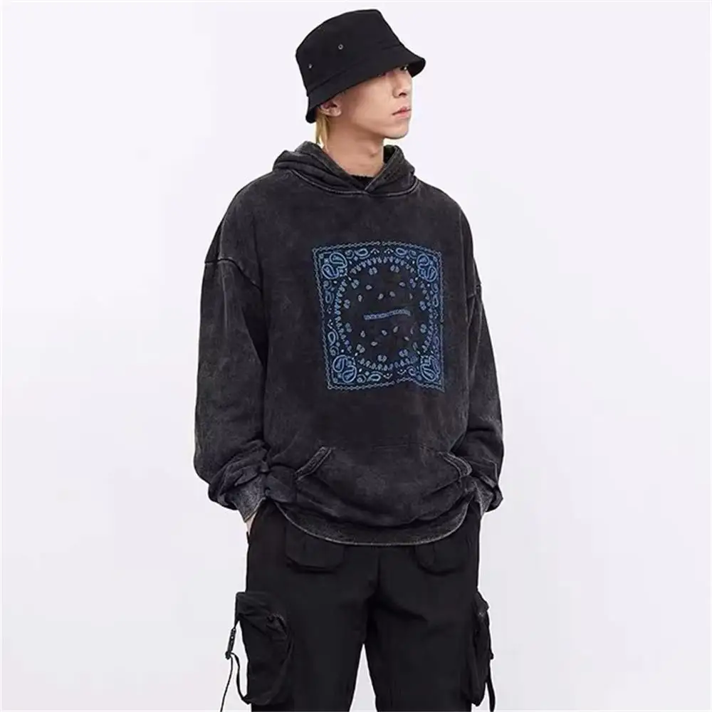 Толстовка мужская оверсайз с принтом хлопковый пуловер эффектом потертости