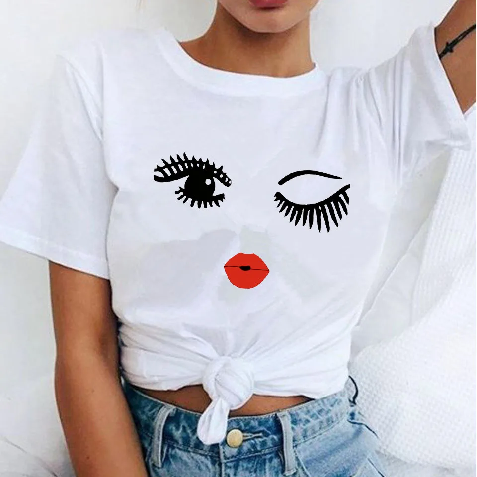 Женская футболка с принтом губ и поцелуев летняя черная забавным леопардовым Vogue