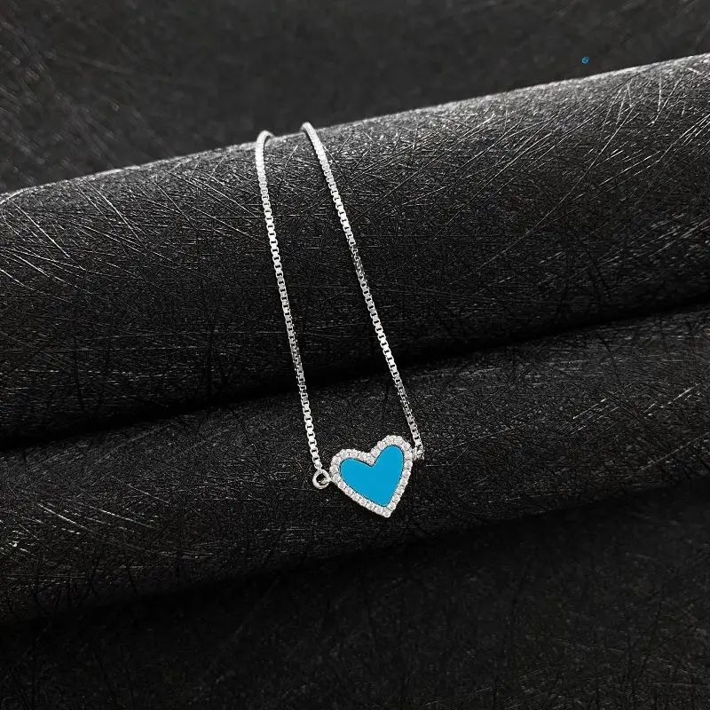 Браслет-цепочка женский из серебра 925 пробы с синим драгоценным камнем |