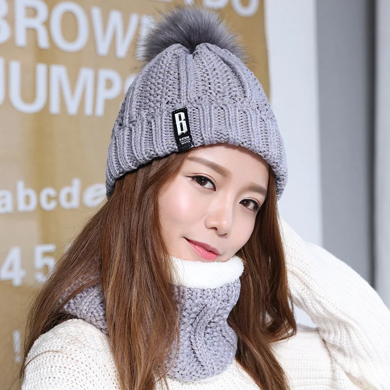 Женские зимние теплые шапки бини с помпоном и надписью 2 шт.|Женские шарфы| |