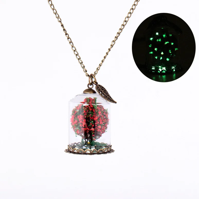 

Fashion Imitation Dry Flowers Plant Glowing Pendant Jewelry Retro Semicircle Glass Shade Flower Women Luminous Pendant Necklace