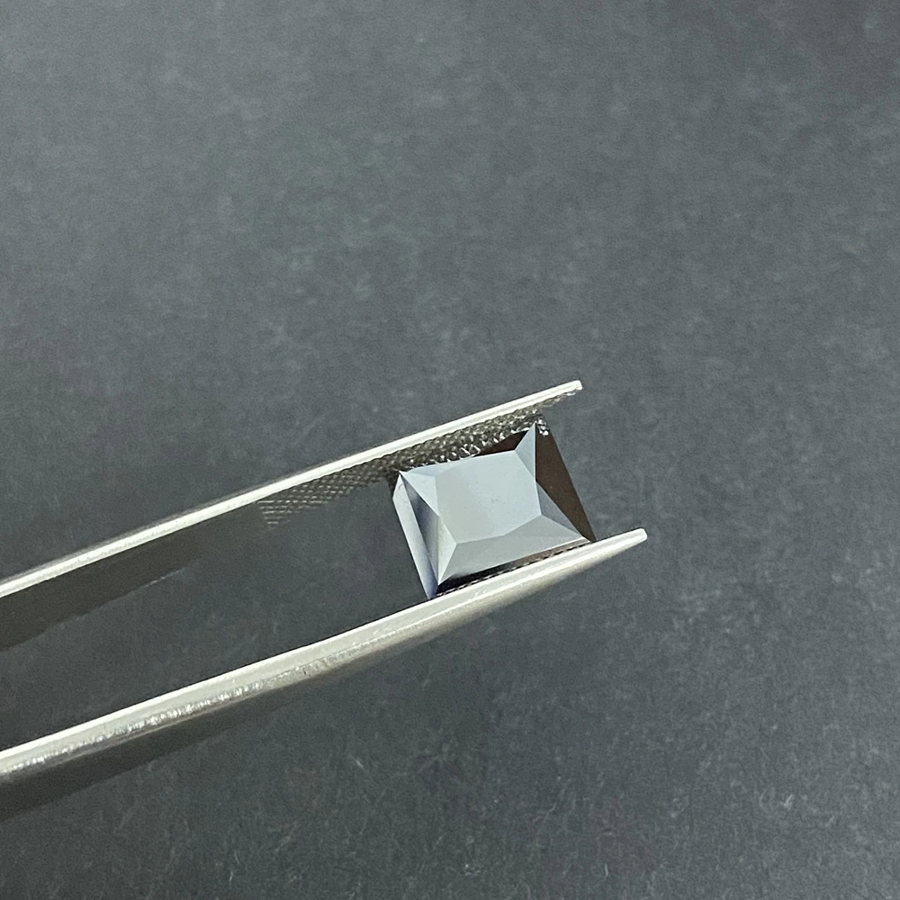 Черный синтетический драгоценный камень GRA в стиле принцессы с муассанитом 5 5*5 мм