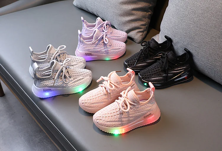 

Spring Autumn kids Children's LED Lights Knitting Girls Running Shoes Boys Breathable Luminous Sports Toddler Boy Shoes