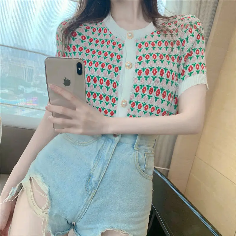 

Xiaoxiangfeng short top women's summer 2021 new thin loose thin retro short sleeve knitted cardigan