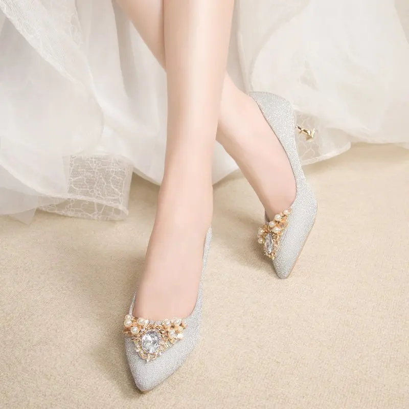

2021 spring and autumn fashion simple rhinestone pearl stiletto pointed wedding heels high 7CM red and silver high heels women